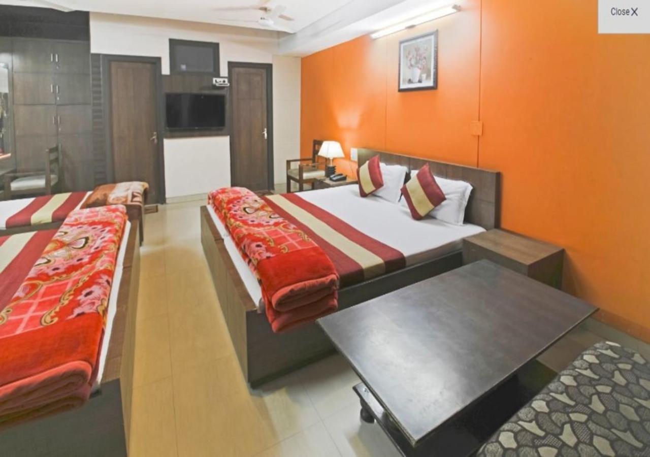 Hotel Palace Amritsar Exteriér fotografie