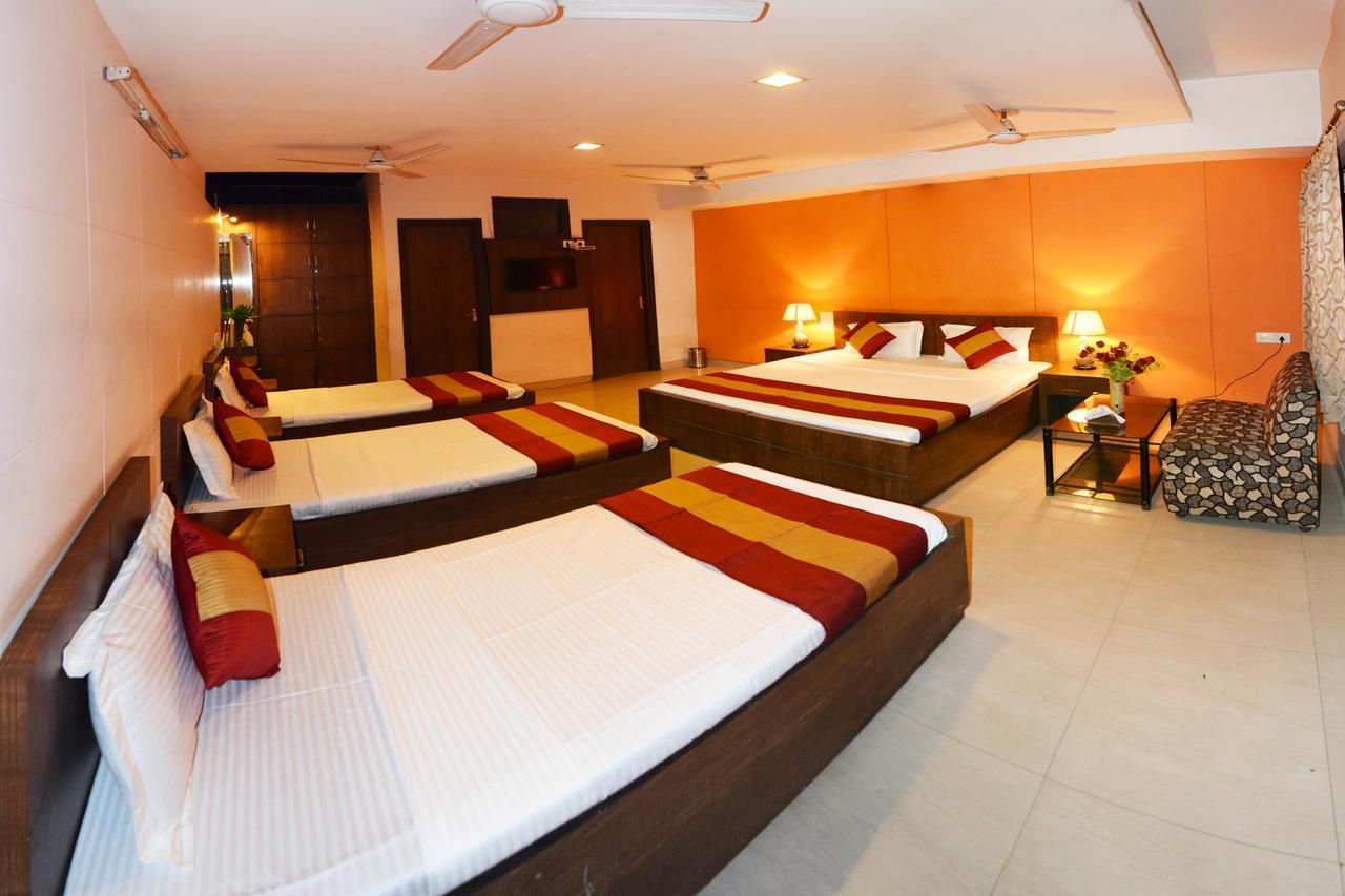 Hotel Palace Amritsar Exteriér fotografie
